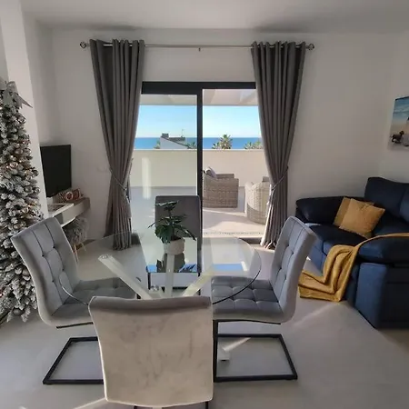 Penthouse El Carmelo 50 Meters From Beach, Huge Terrace