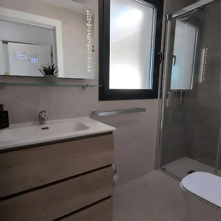 Penthouse El Carmelo 50 Meters From Beach, Huge Terrace * Algarrobo Costa